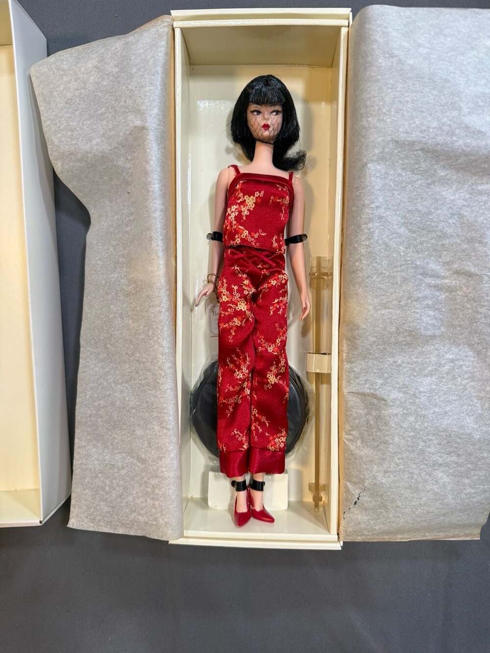2004 Barbie Fashion Model Collection Chinoiserie Red Midnight Silkstone Doll